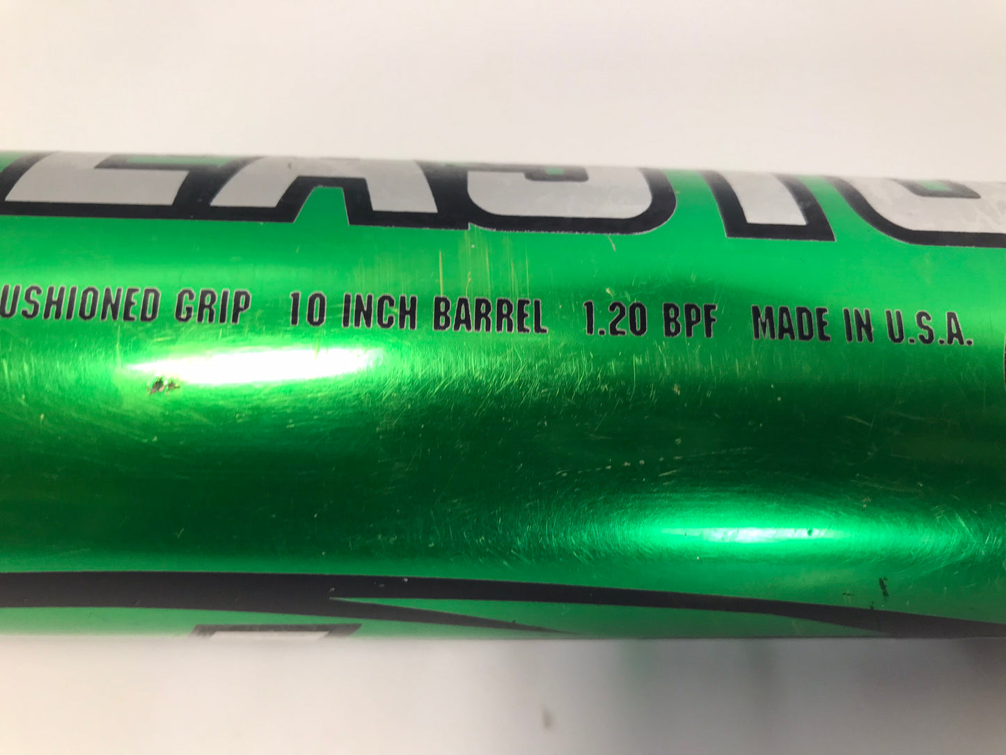 Baseball Bat 27 Inches 19 oz Easton Cyclone Softball Green Black