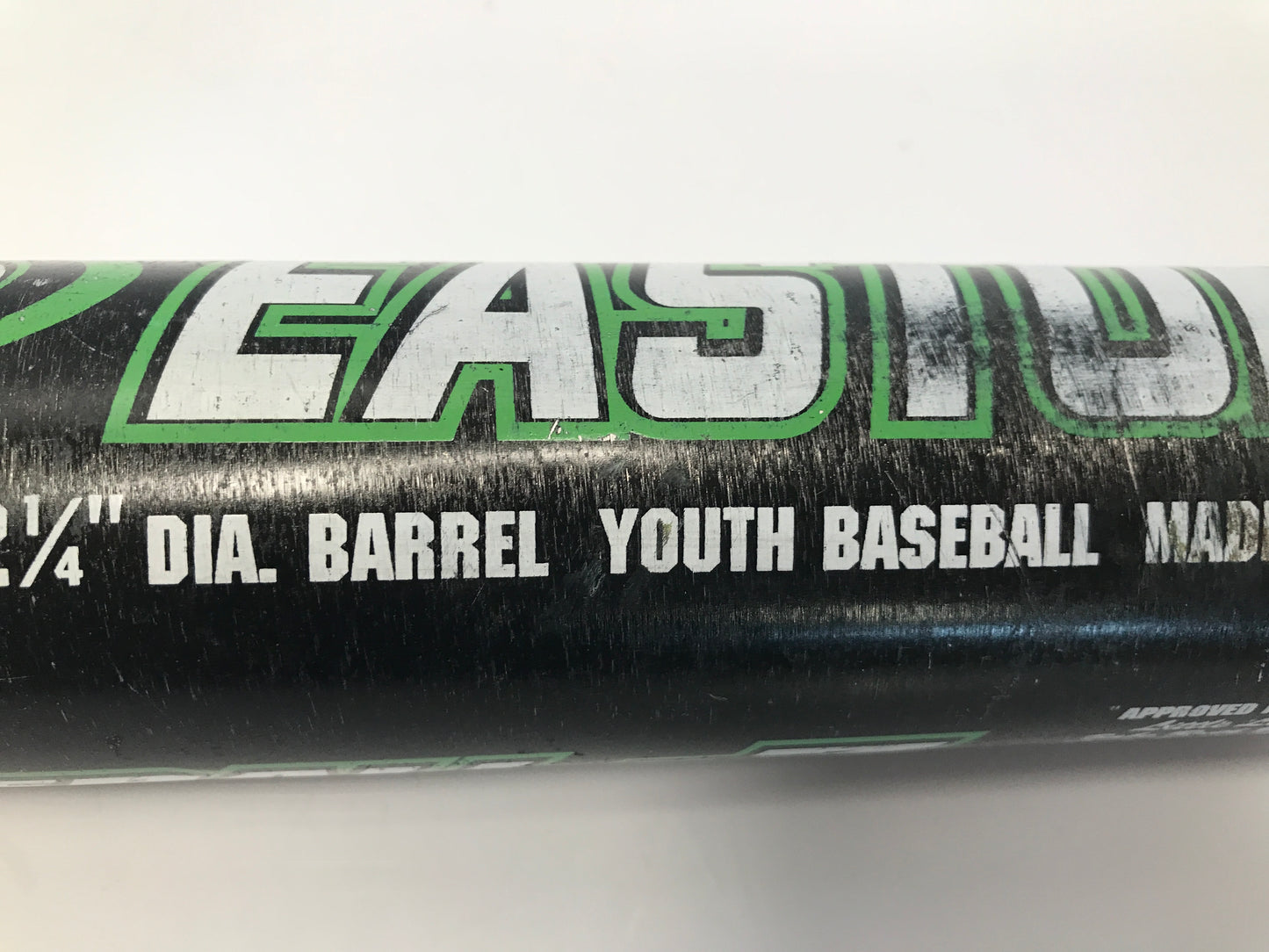 Baseball Bat 30 inch 23 oz Easton Magnum Black Green