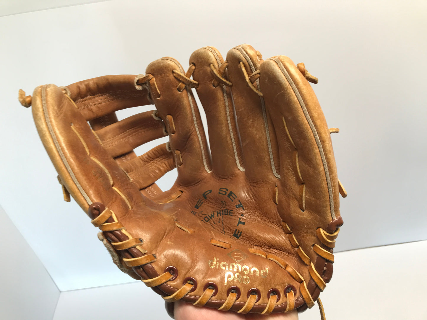 Baseball Glove 11in Deep Set Pocket Tan Leather Vintage