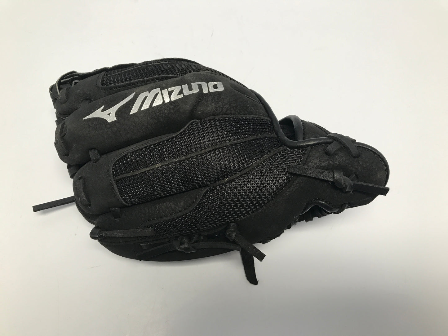 Baseball Glove Child Size 10 inch Mizuno Black Leather Fits Left Hand Like New