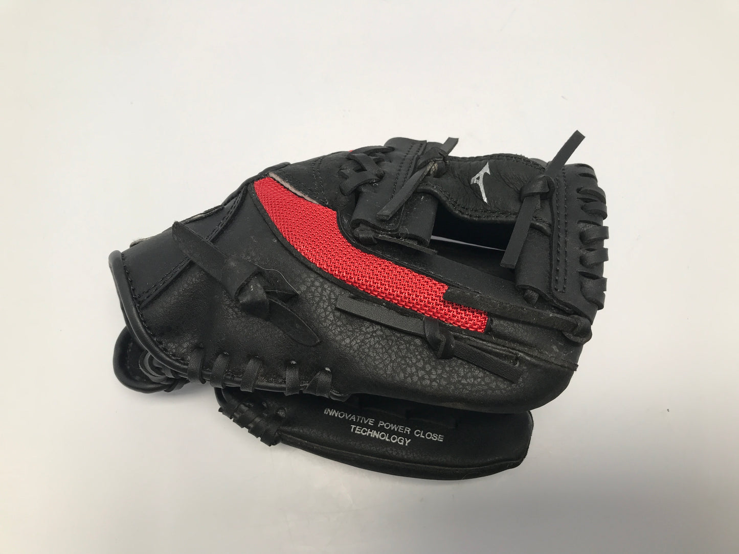 Baseball Glove Child Size 10 inch Mizuno Black Red Leather Fits Left Hand Like New