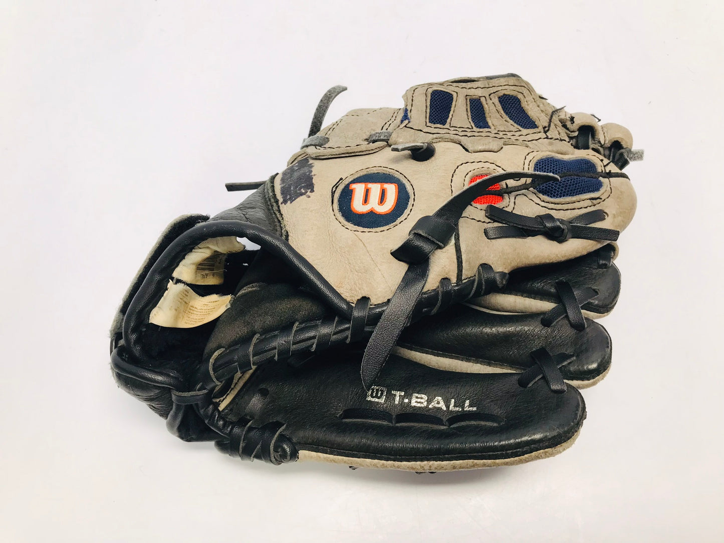 Baseball Glove Child Size 10 inch Wilson Grey Black Leather Fits Left Hand