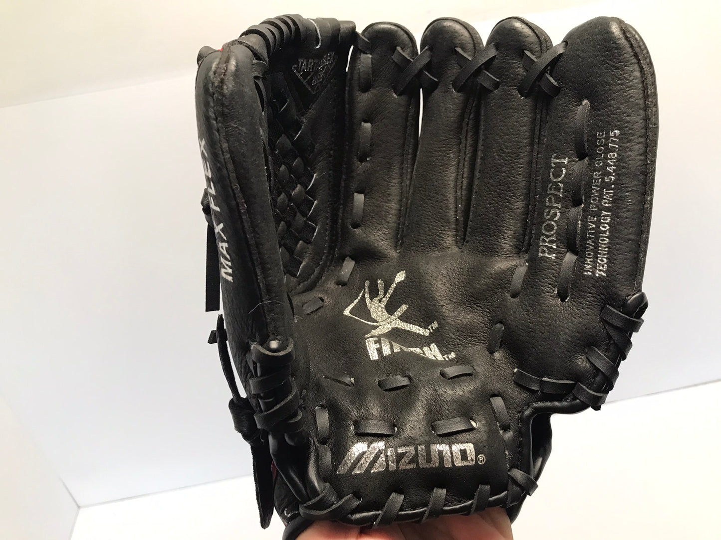 Baseball Glove Child Size 11 inch Youth Mizuno Black Pink Leather Fits Left Hand Like New