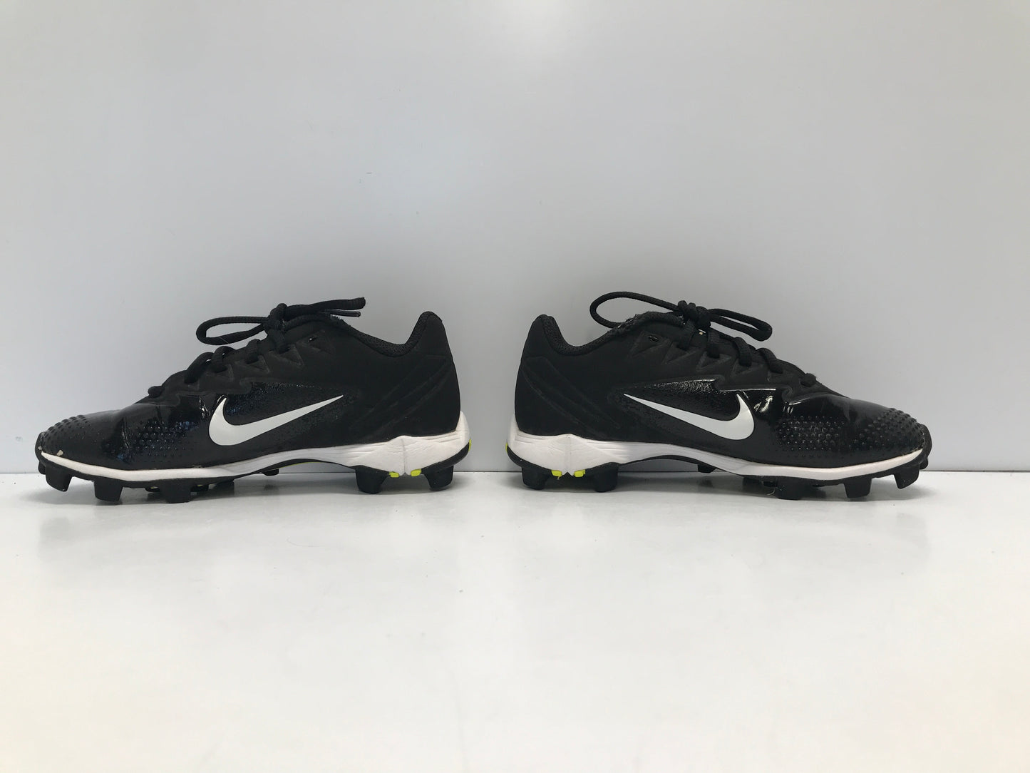 Baseball Shoes Cleats Child Size 1 Nike Vapour Black Lime Minor Wear