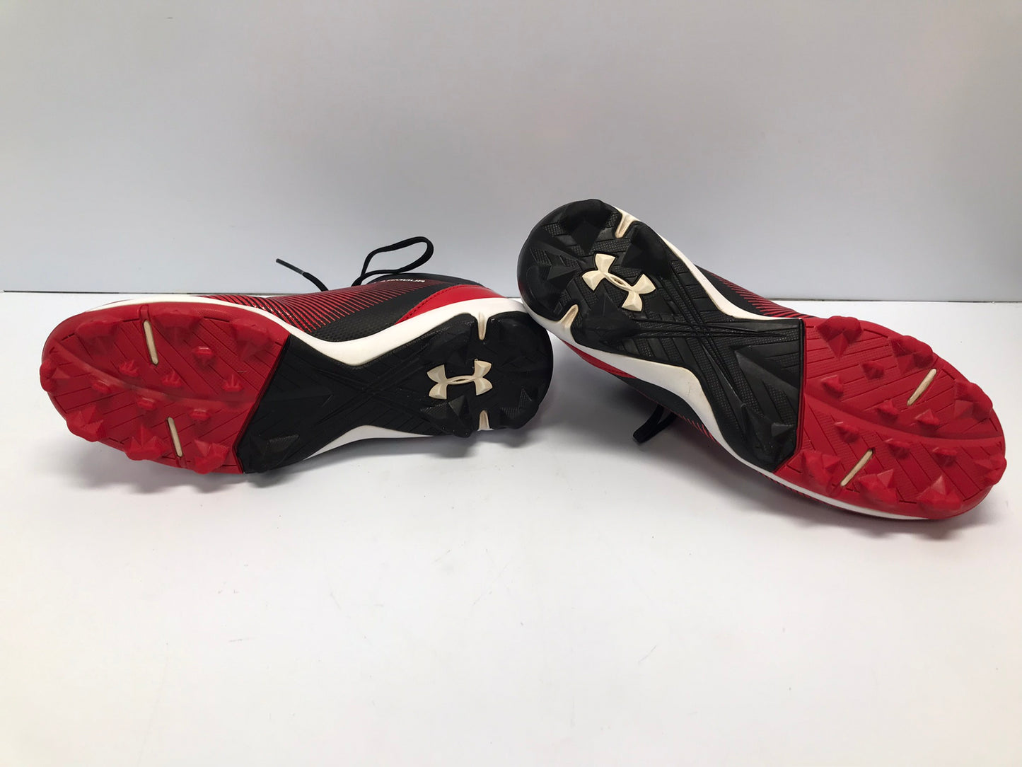 Baseball Shoes Cleats Child Size 4 Under Armour High Top Red Black Excellent