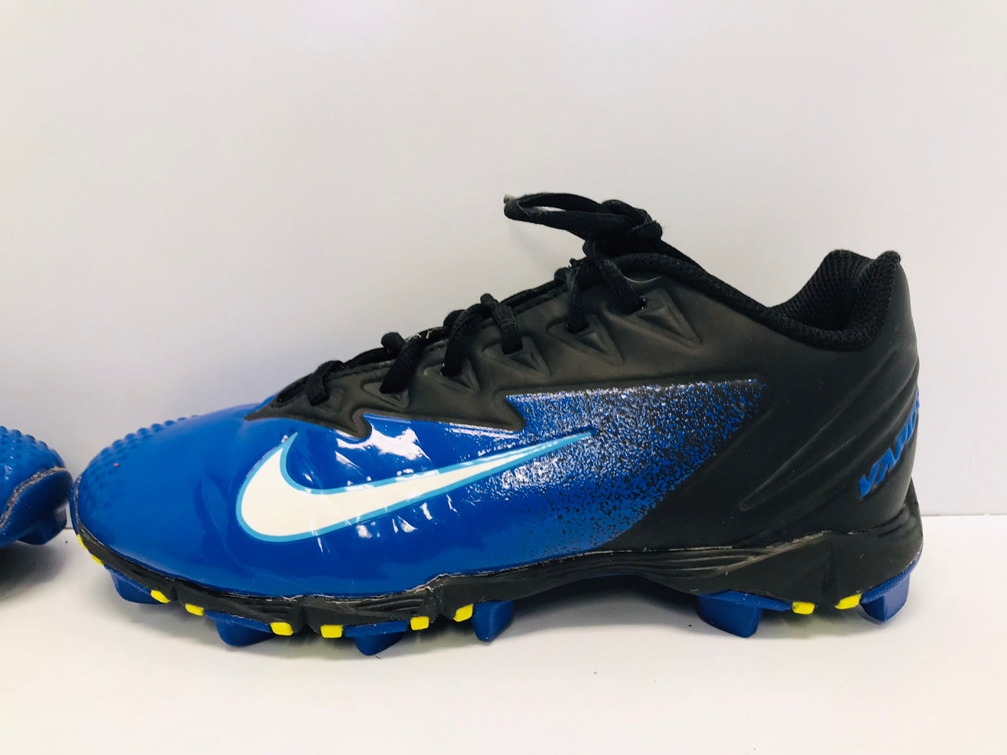Baseball Shoes Cleats Child Size 5.5 Nike Vapor Black Blue Lime Excellent