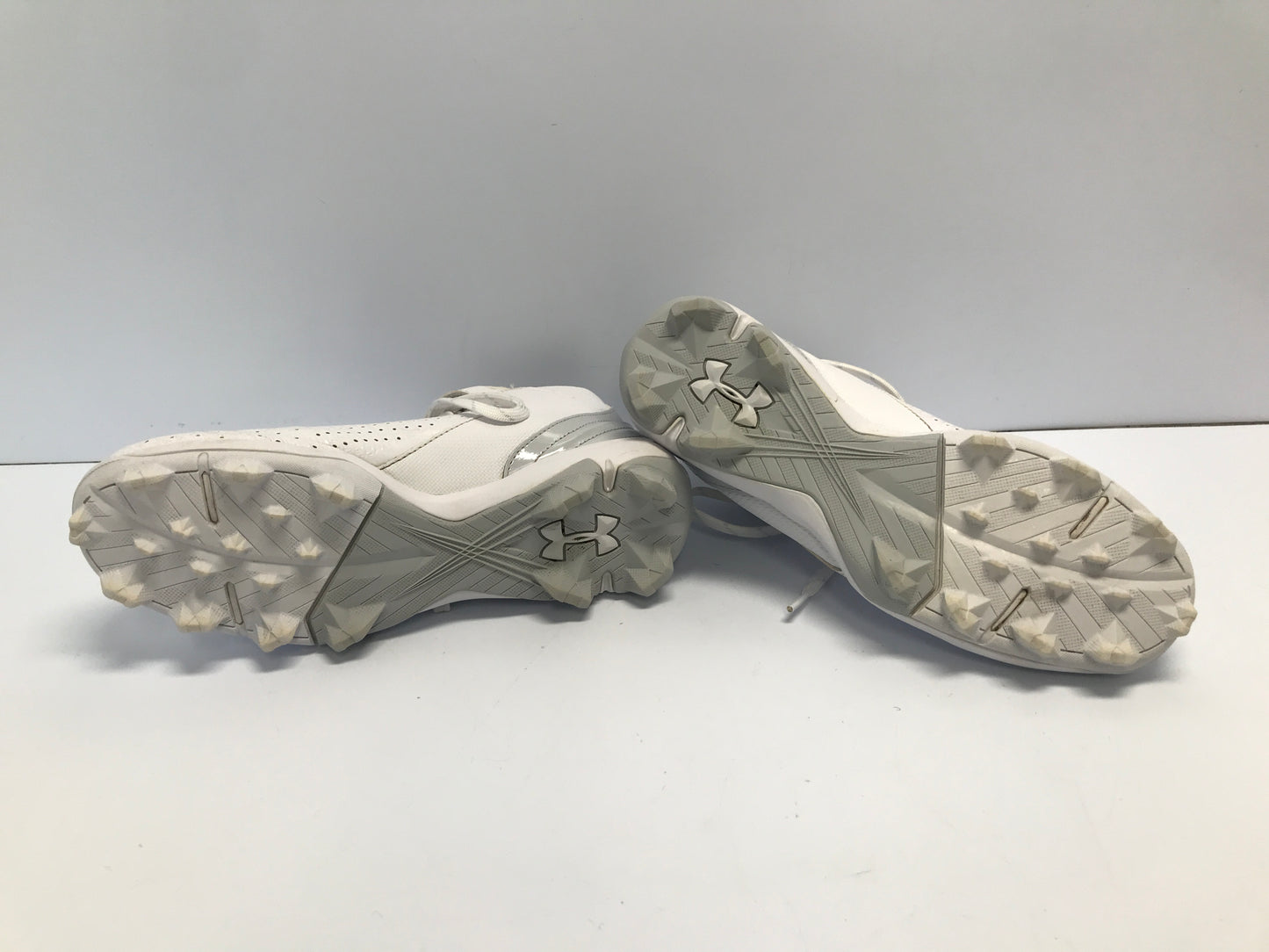 Baseball Shoes Cleats Child Size 5 Under Armour High Tops White Grey Excellent