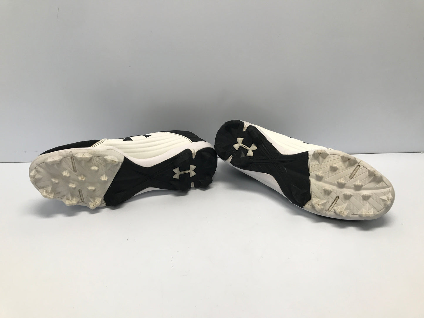 Baseball Shoes Cleats Men's 8.5 Under Armour Black White Excellent