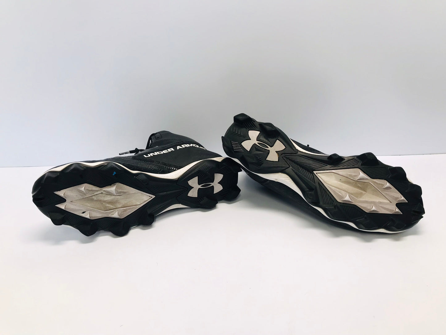 Baseball Shoes Cleats Men's Size 11.5 Under Armour High Cut Black White Like New