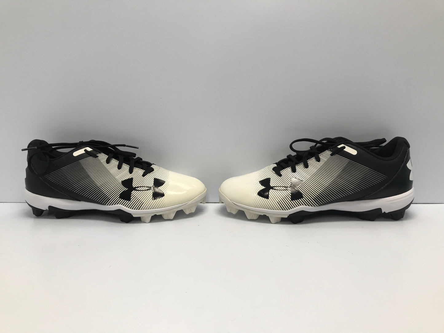 Baseball Shoes Cleats Men's Size 9.5 Under Armour Black White Like New