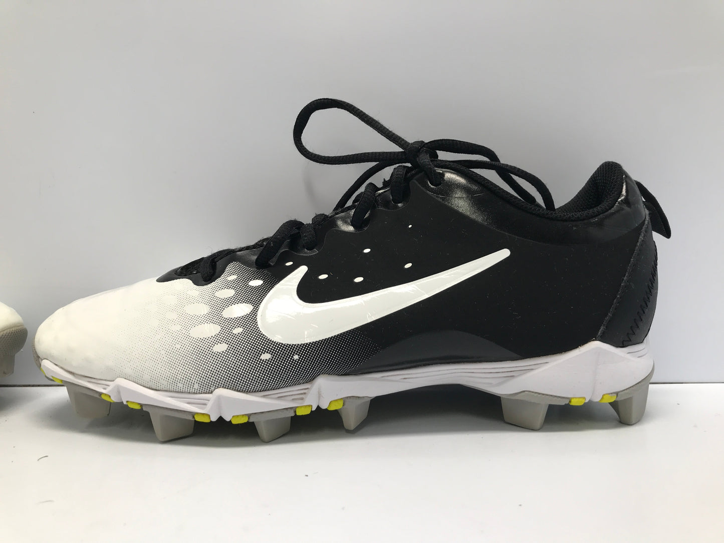 Baseball Shoes Cleats Men's Size 9 Nike Black White Like New