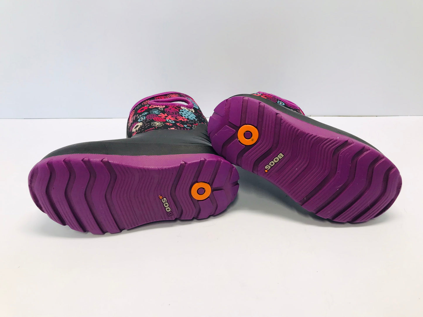 Bogs Brand Child Size 12 Black Purple Flowers to - 30 degree Rain Winter Excellent