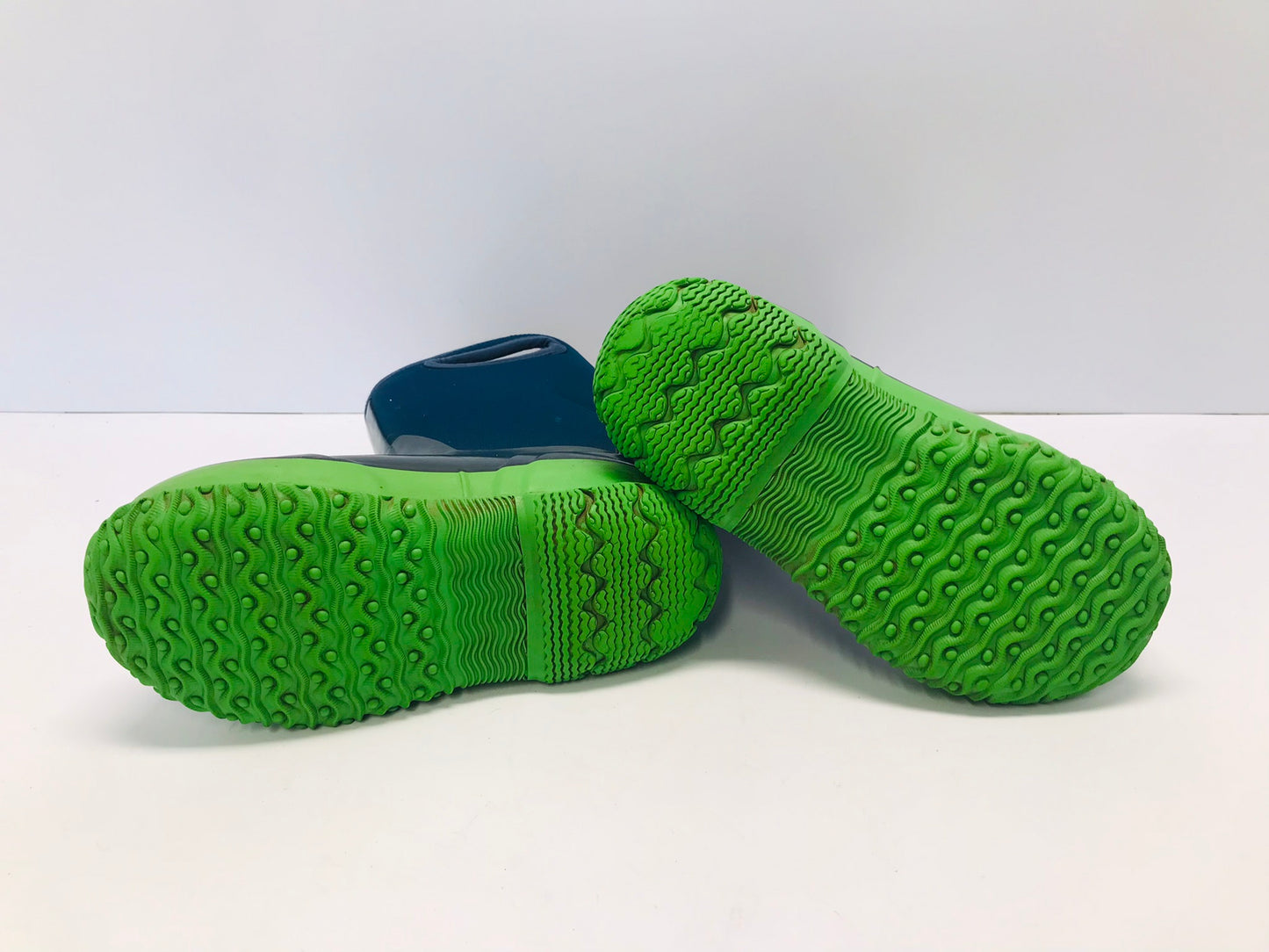 Bogs Brand Child Size 1 Denim Blue Green to - 30 degree Rain Winter Excellent