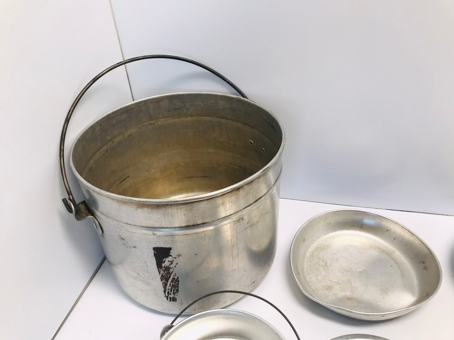 Camping Fishing Heavy Aluminum Camp Pots Dishes All In One Set