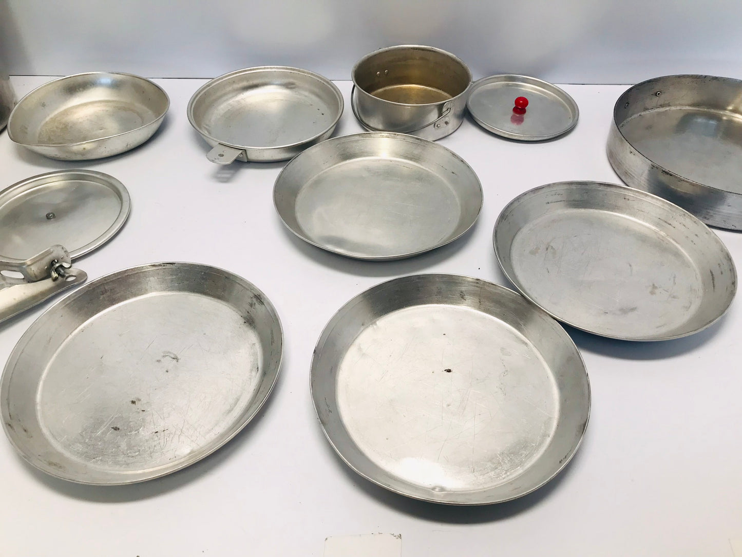 Camping Fishing Heavy Aluminum Camp Pots Dishes All In One Set