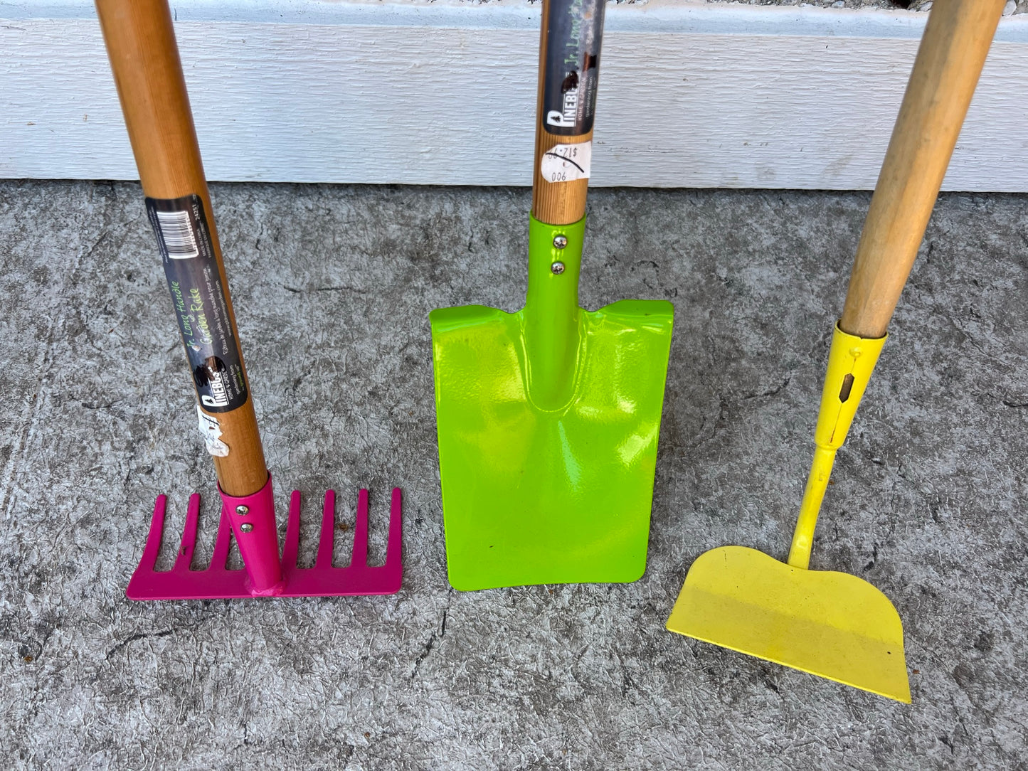 Child Size Garden Tools Gardening Wood and Metal Like New 28 inch Used Once Mint Condition