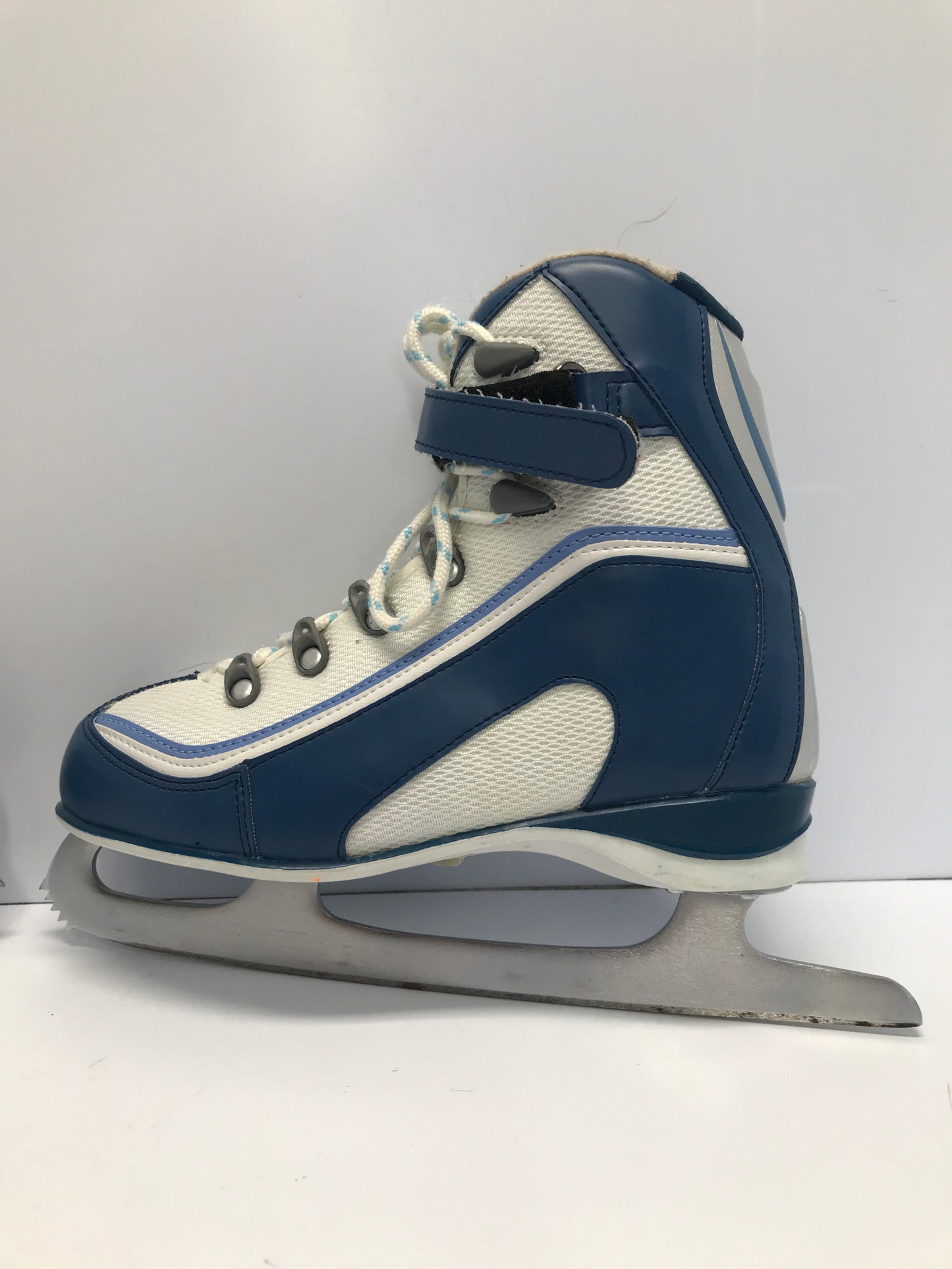 Figure Skates Ladies Size 7 Soft Skates Blue White Like New