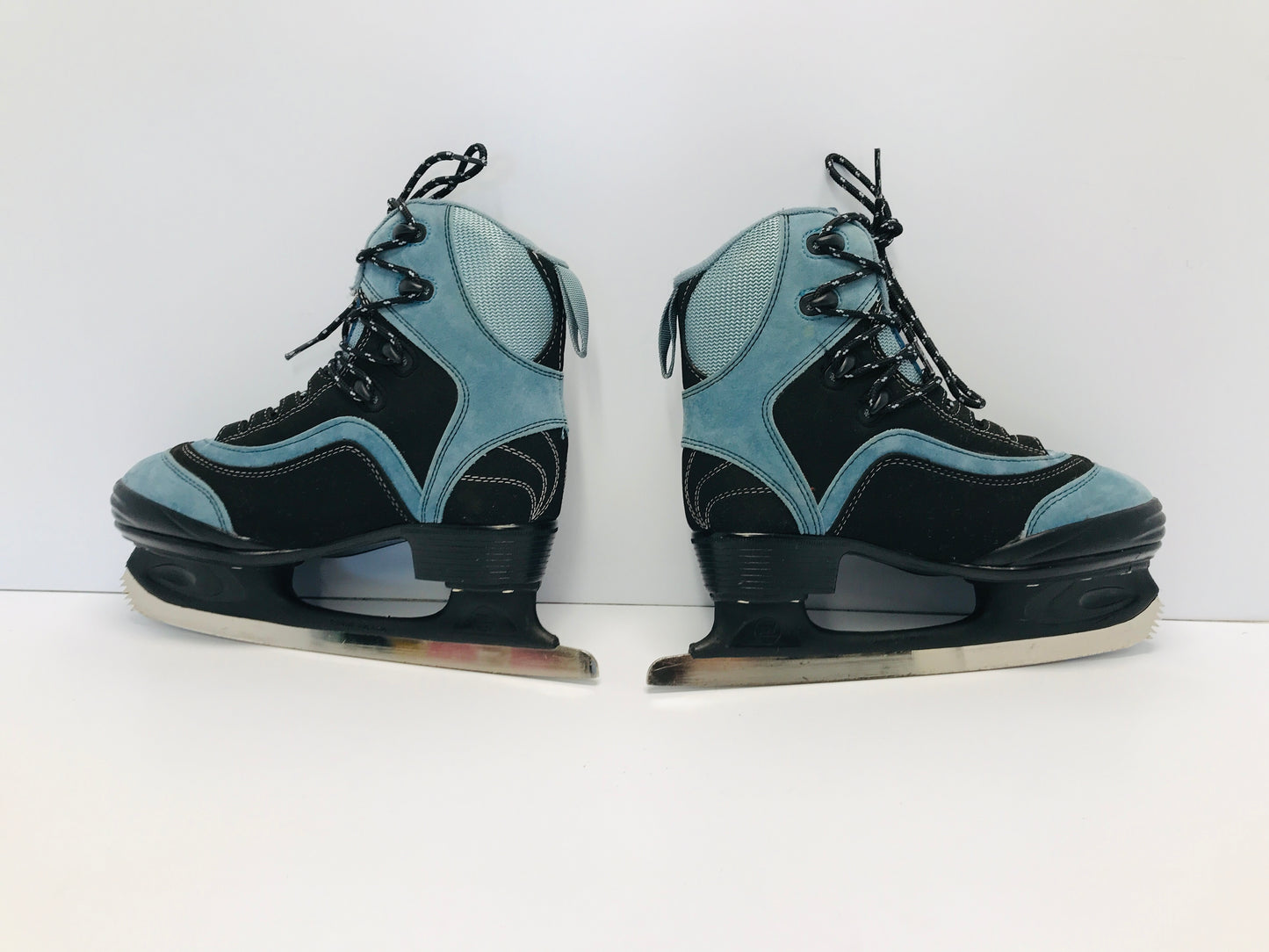 Figure Skates Ladies Women Size 8 CCM Soft Skates Padded Black Blue Excellent