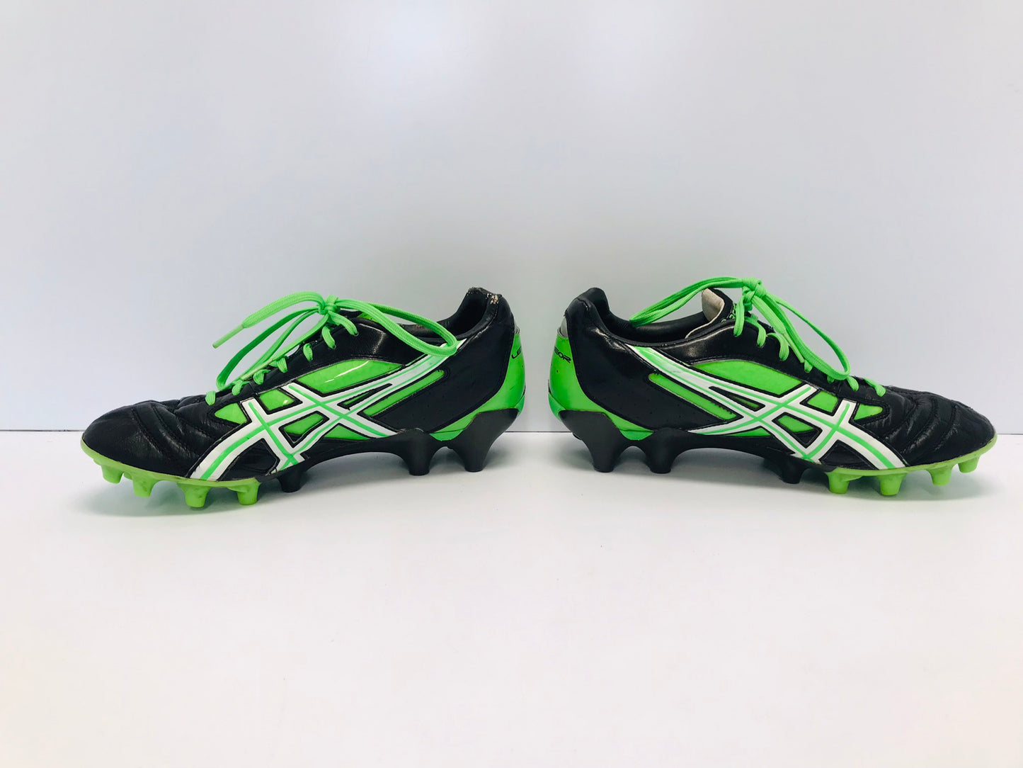 Football Rugby Soccer Shoes Cleats Men's 7.5 Asics Leather Black Green Excellent