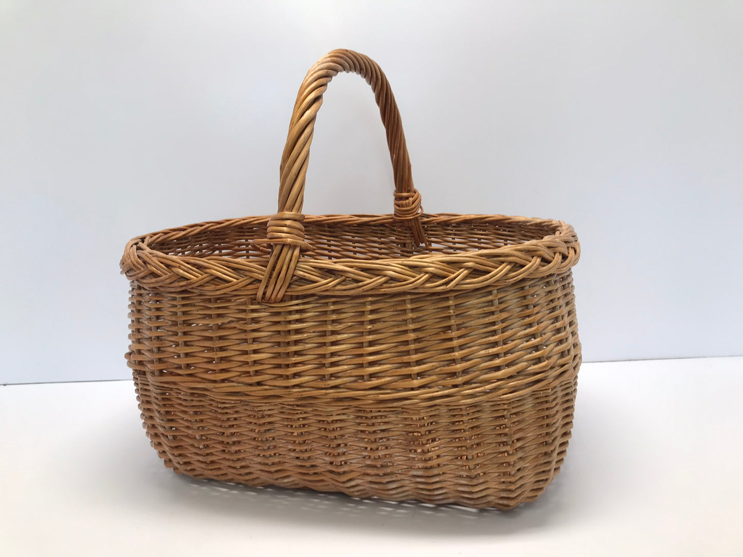 Grandma's 1950's Picnic Basket 16x9x12 inch Vintage Wicker Rattan Measures