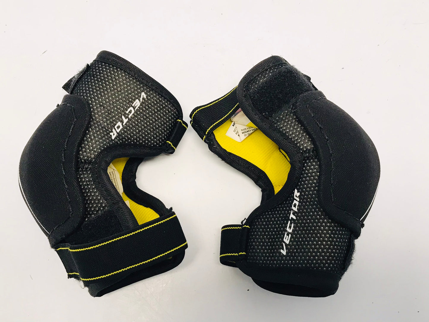 Hockey Elbow Pads Child Size Y Large Age 5-6 CCM Tacks Black Yellow New Demo Model