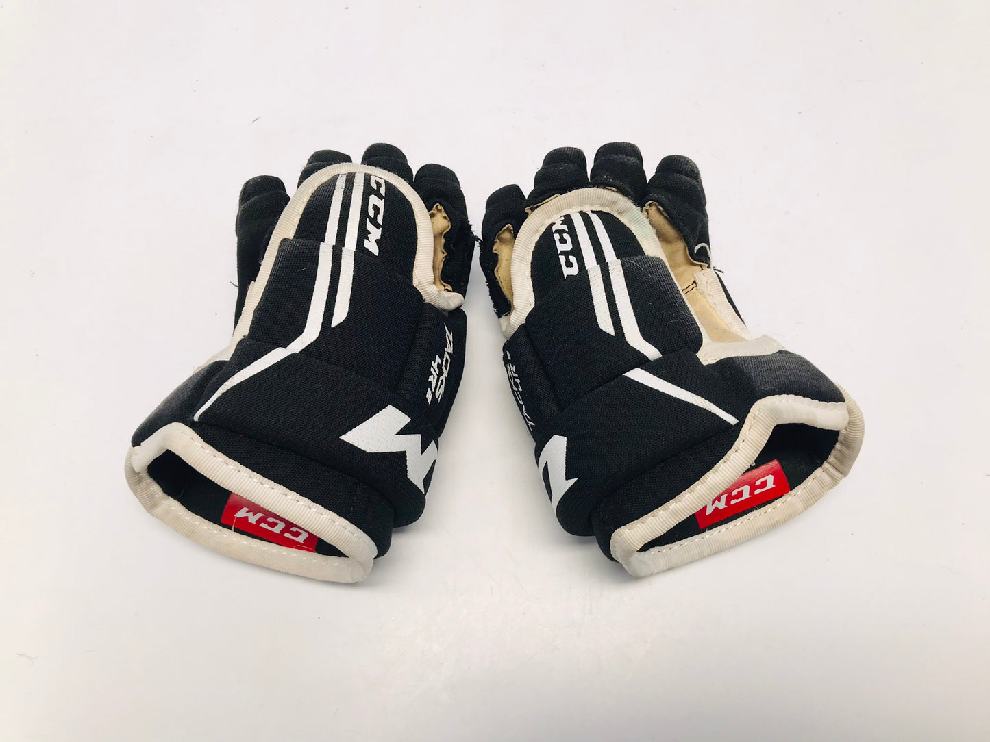 Hockey Gloves Child Size 8 Inch Age 4-5 CCM Tacks Black White Excellent