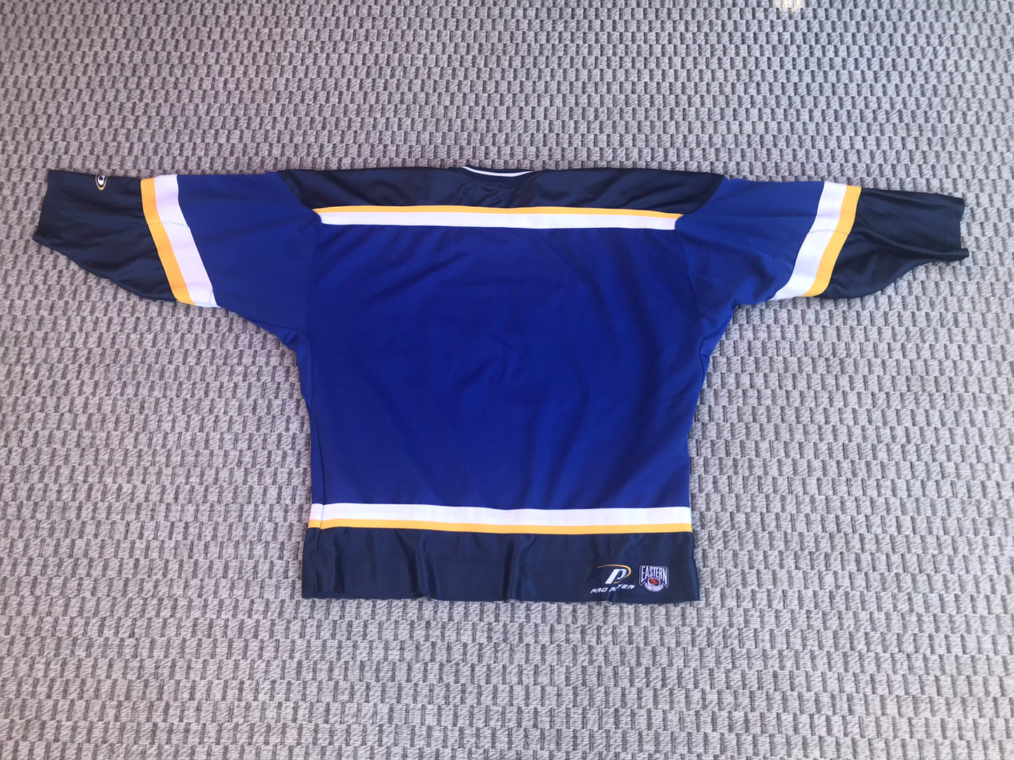 Hockey Jersey Men's Size X Large NHL Philadelphia Flyers Pro Player Eastern Conference Vintage Blue Yellow RARE