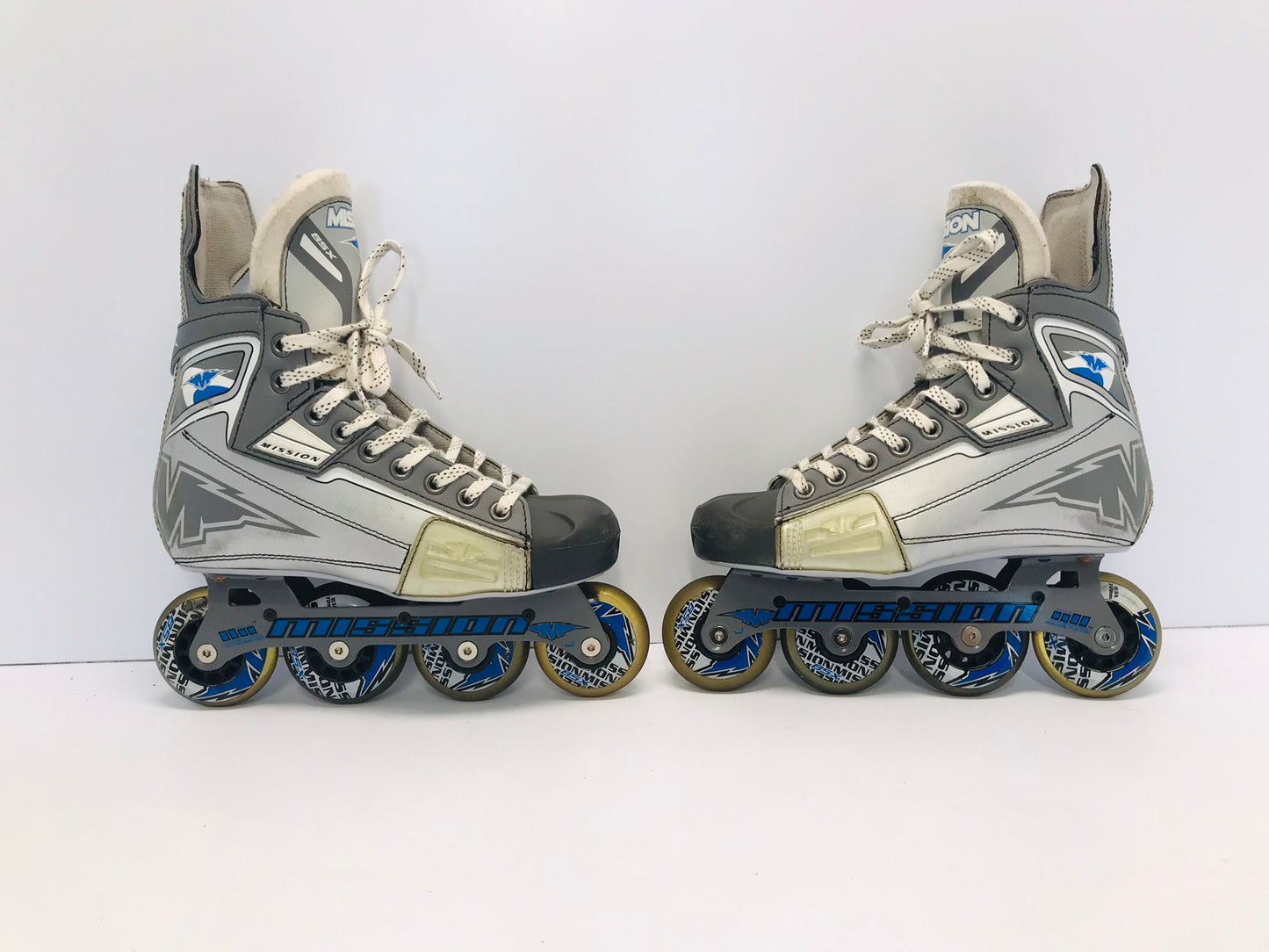 Hockey Roller Hockey Skates Youth Child Size 5 Excellent Mission Rubber Wheels