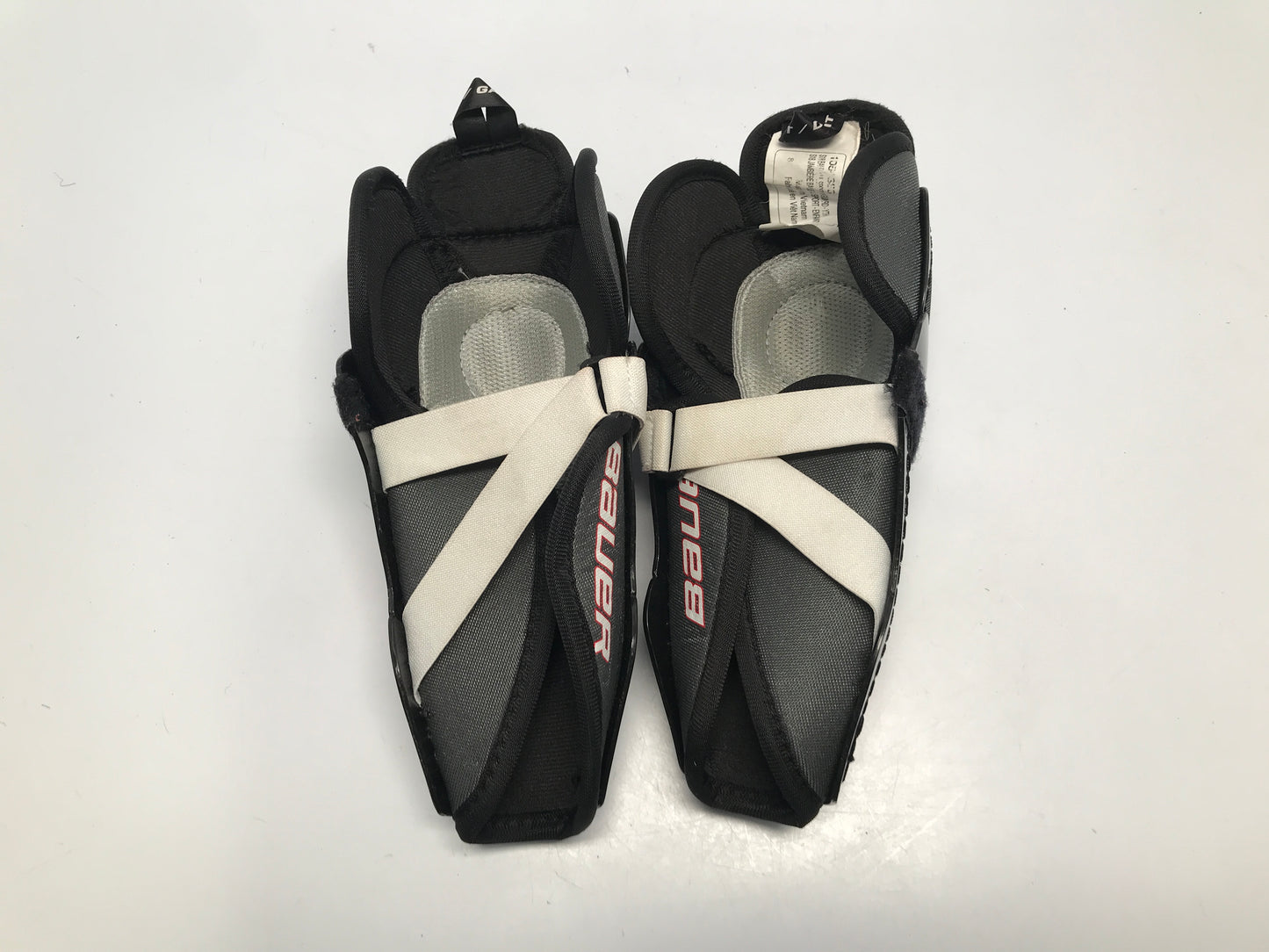 Hockey Shin Pads Child Size 8 in Age 4-5 Bauer Lil Sports Black Red Excellent