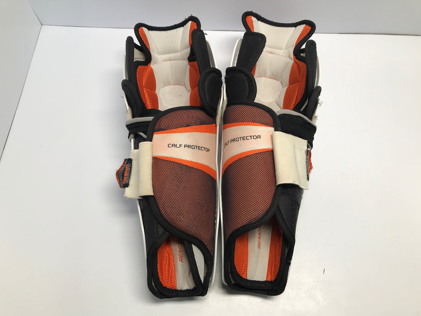 Hockey Shin Pads Men's Senior 14in Bauer Supreme One 60 Calf Wrap With Removable Liner White Orange