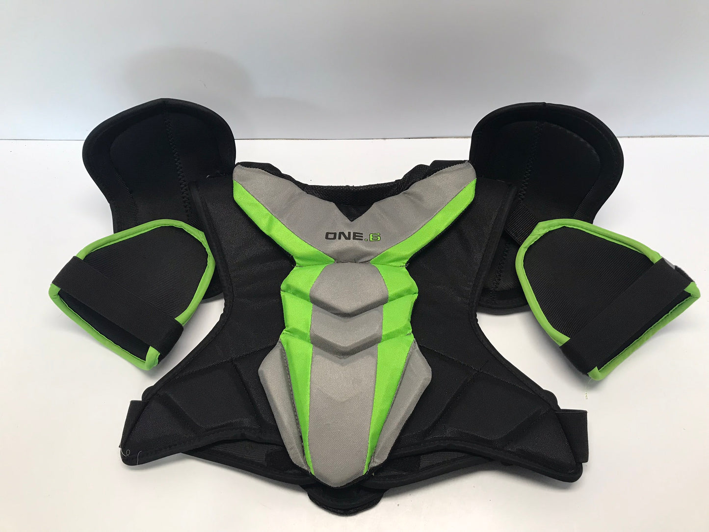 Hockey Shoulder Chest Pad Men's Senior Small Bauer Supreme One.6 Black Lime