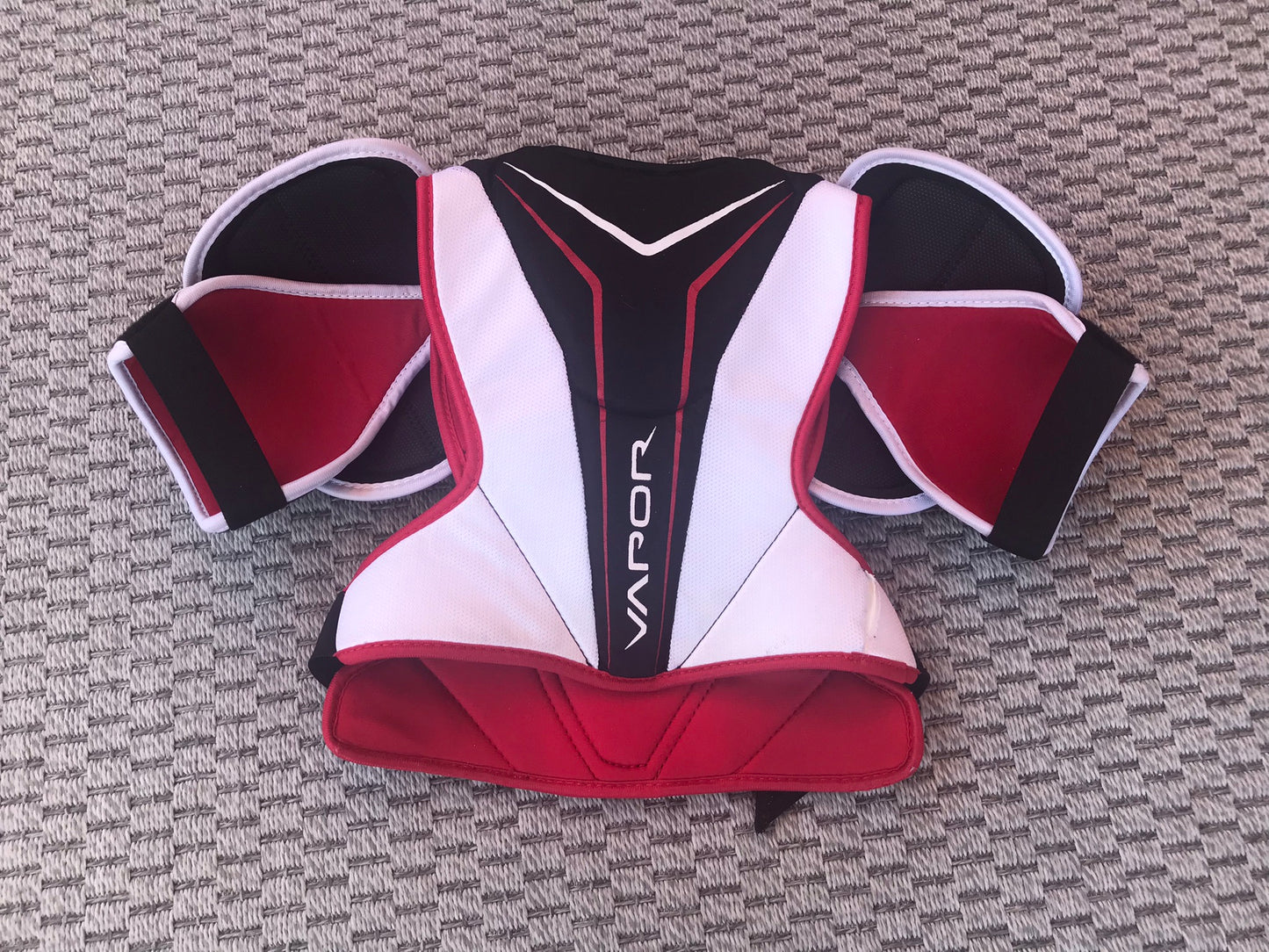 Hockey Shoulder Chest Pad Men's Size Small Bauer Vapor X60 White Red Black