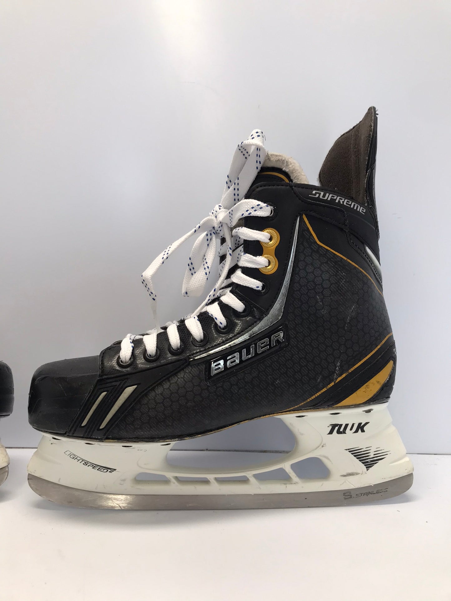 Hockey Skates Men's Size 10.5 Shoe9 Skate Size Bauer Supreme One .4 Excellent