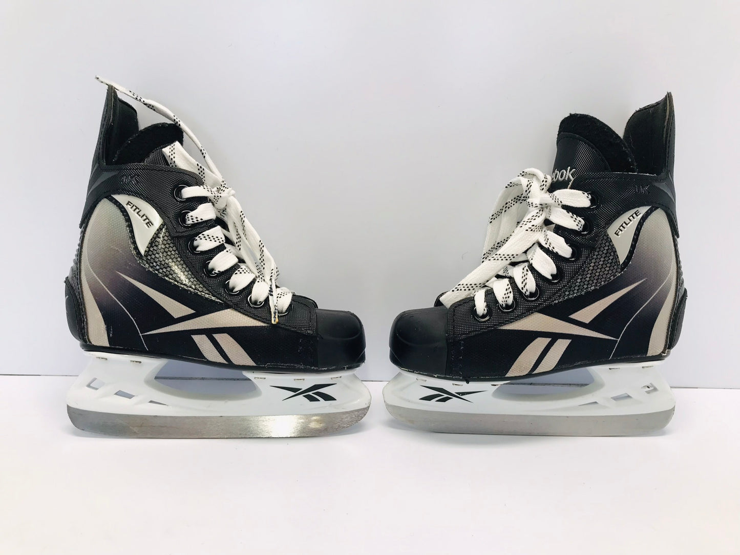Hockey Skates Child Size 10 Shoe Size Toddler Reebok Excellent