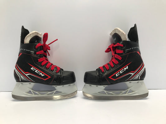 Hockey Skates Child Size 11 Shoe Size 10 CCM Like New