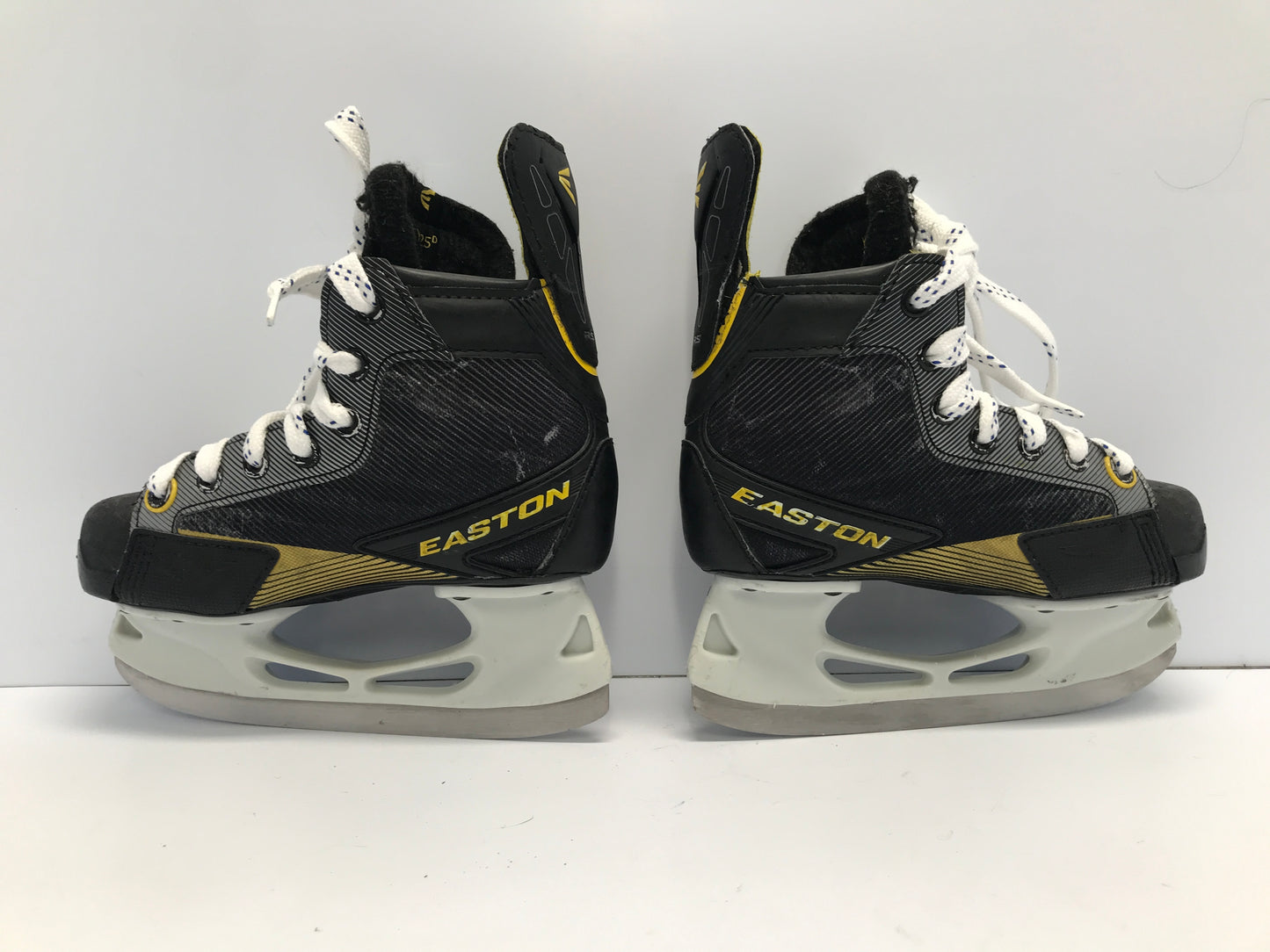 Hockey Skates Child Size 12.5 Shoe Size 11.5 Skate Size Easton Black Gold