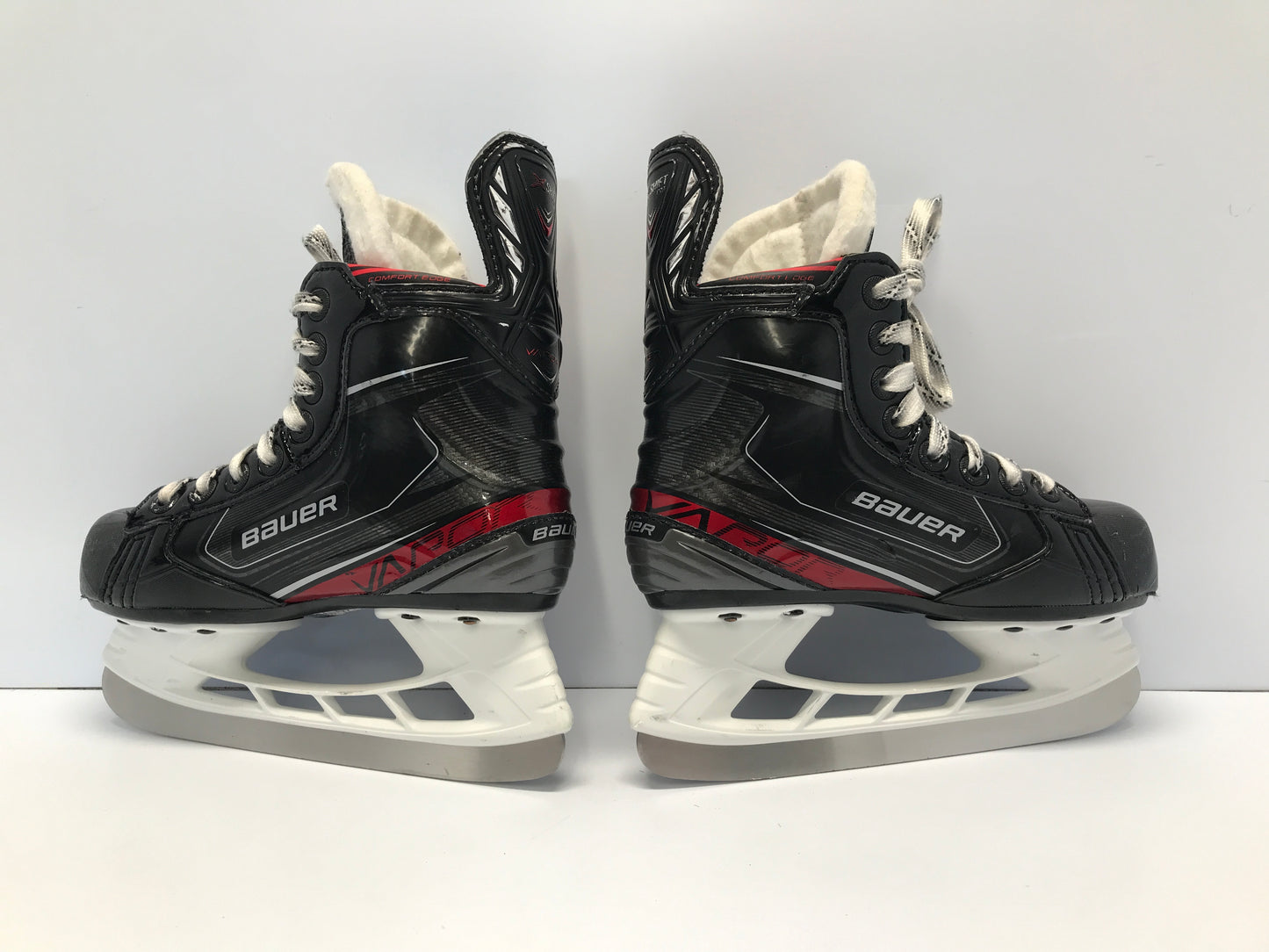 Hockey Skates Child Size 13.5 Shoe Size 12.5 Skate Bauer Vapor Pro LS Blade Like New