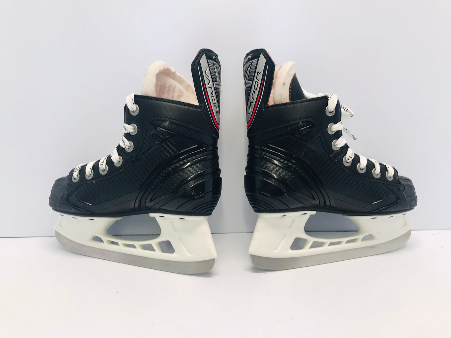 Hockey Skates Child Size 13 Shoe Size Bauer Vapor X250 Like New