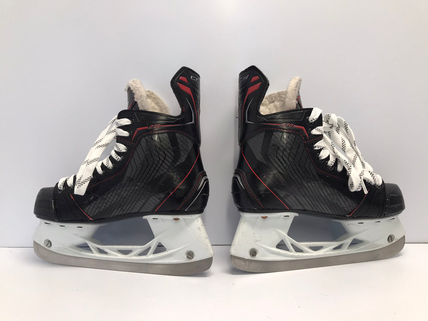 Hockey Skates Child Size 4.5 Shoe Size CCM Jetspeed Excellent