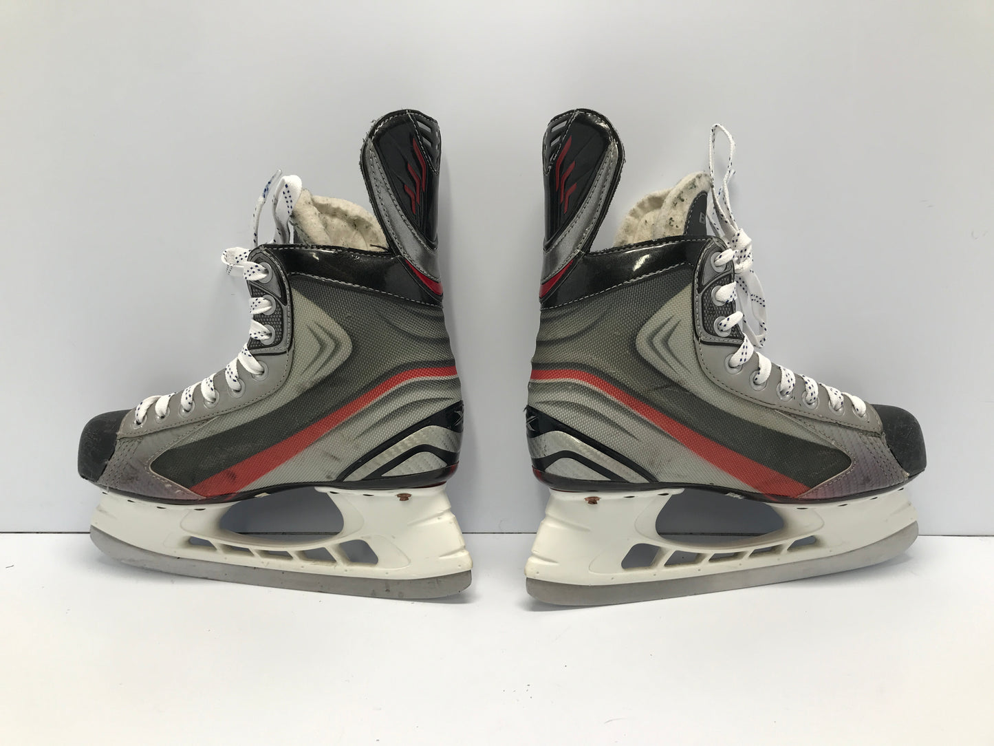 Hockey Skates Child Size 6.5 Shoe Size Youth 5.5 Skate Size Bauer Vapor