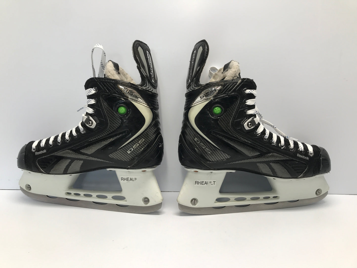 Hockey Skates Men's Senior Size 9 Shoe Size Reebox DSS