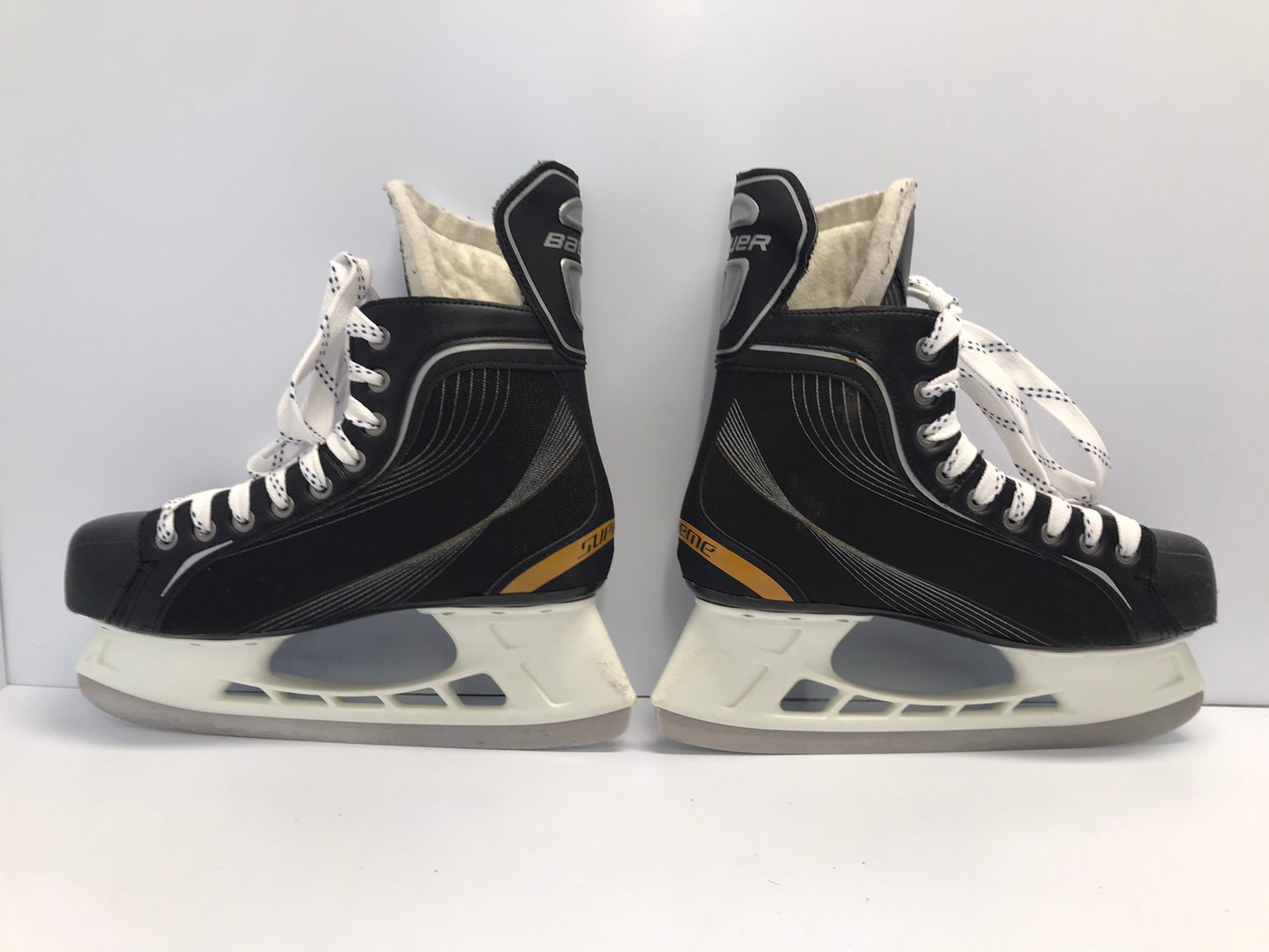 Hockey Skates Men's Size 10.5 Shoe 9 Skate Size Bauer Supreme Like New