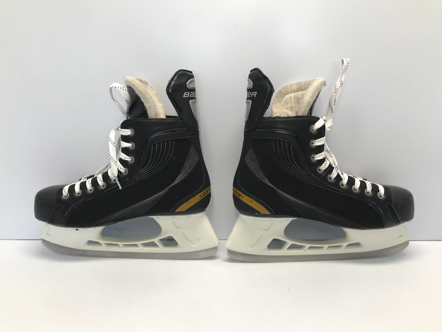 Hockey Skates Men's Size 11.5 Shoe and 10 Skate Size Bauer Supreme Like New