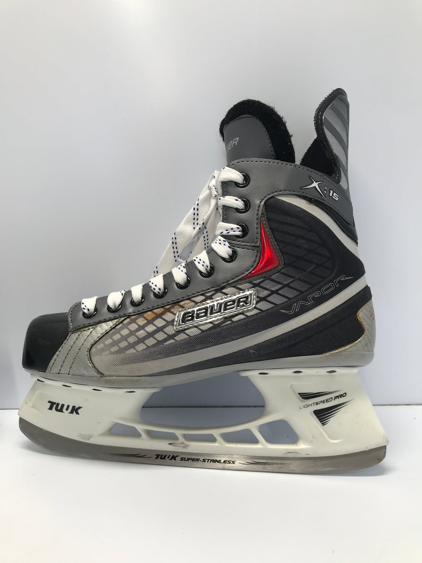 Hockey Skates Men's Size 12 Shoe Size 10.5 Skate Size Bauer Vapor Like New