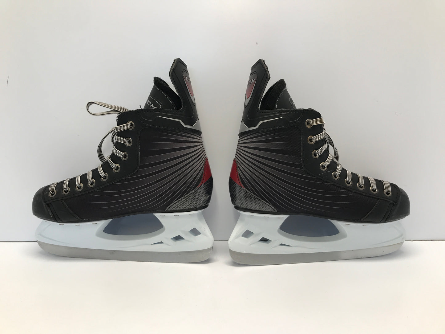 Hockey Skates Men's Size 6 Shoe Size Skate CCM Custom Wide Fit Like New