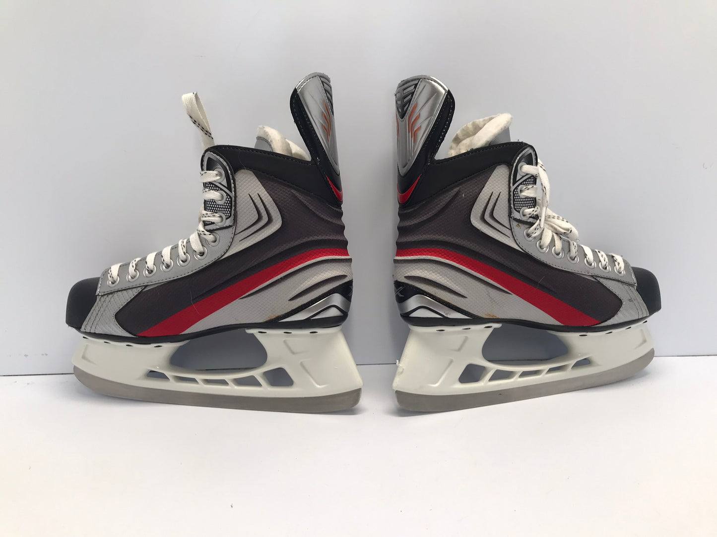 Hockey Skates Men's Size 8.5 EE Shoe 7 EE Skate Size Bauer Vapor X.20 Like New