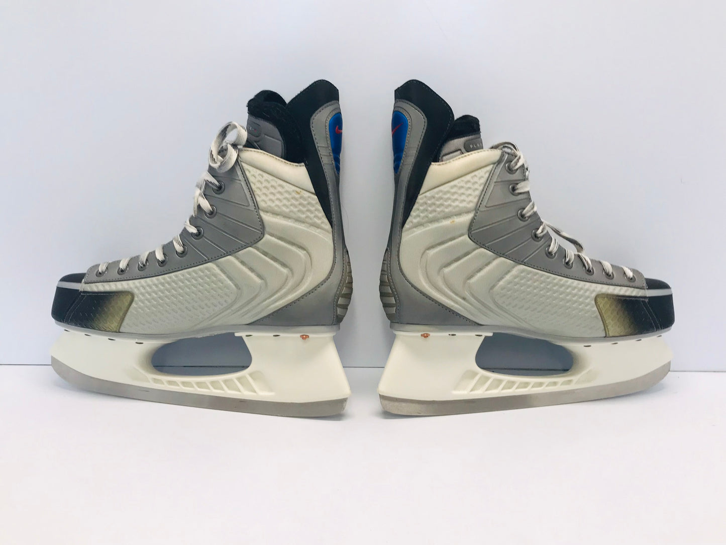 Hockey Skates Men's Size 9.5 EE Shoe 8 Skate Size Double Wide Like New