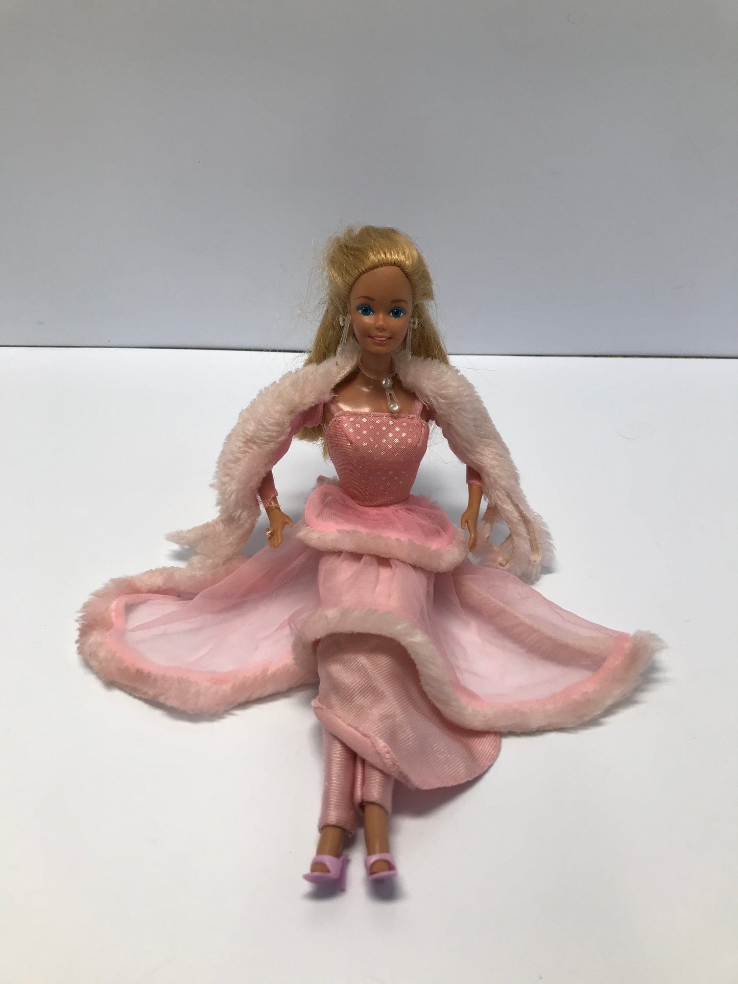 Vintage 1981 Barbie Pink And Pretty 3554 Superstar Mattel Doll