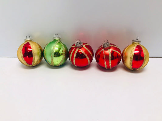 Christmas 5 Tree Ball Ornaments Vintage Gold Glitter Trim