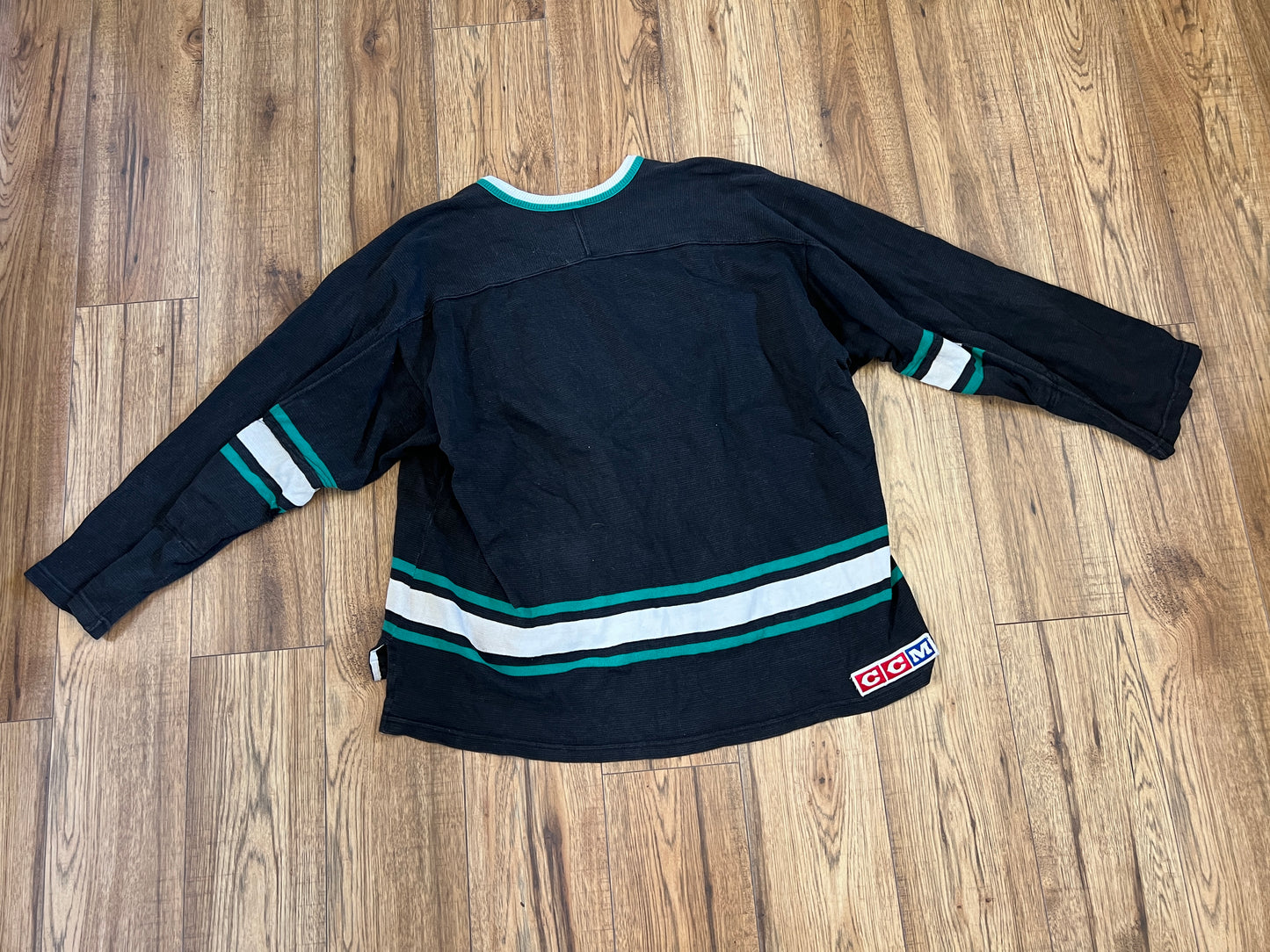 NHL Vintage 1990's Dallas Stars Hockey Jersey CCM Sweater Style Rare Men's X-Large